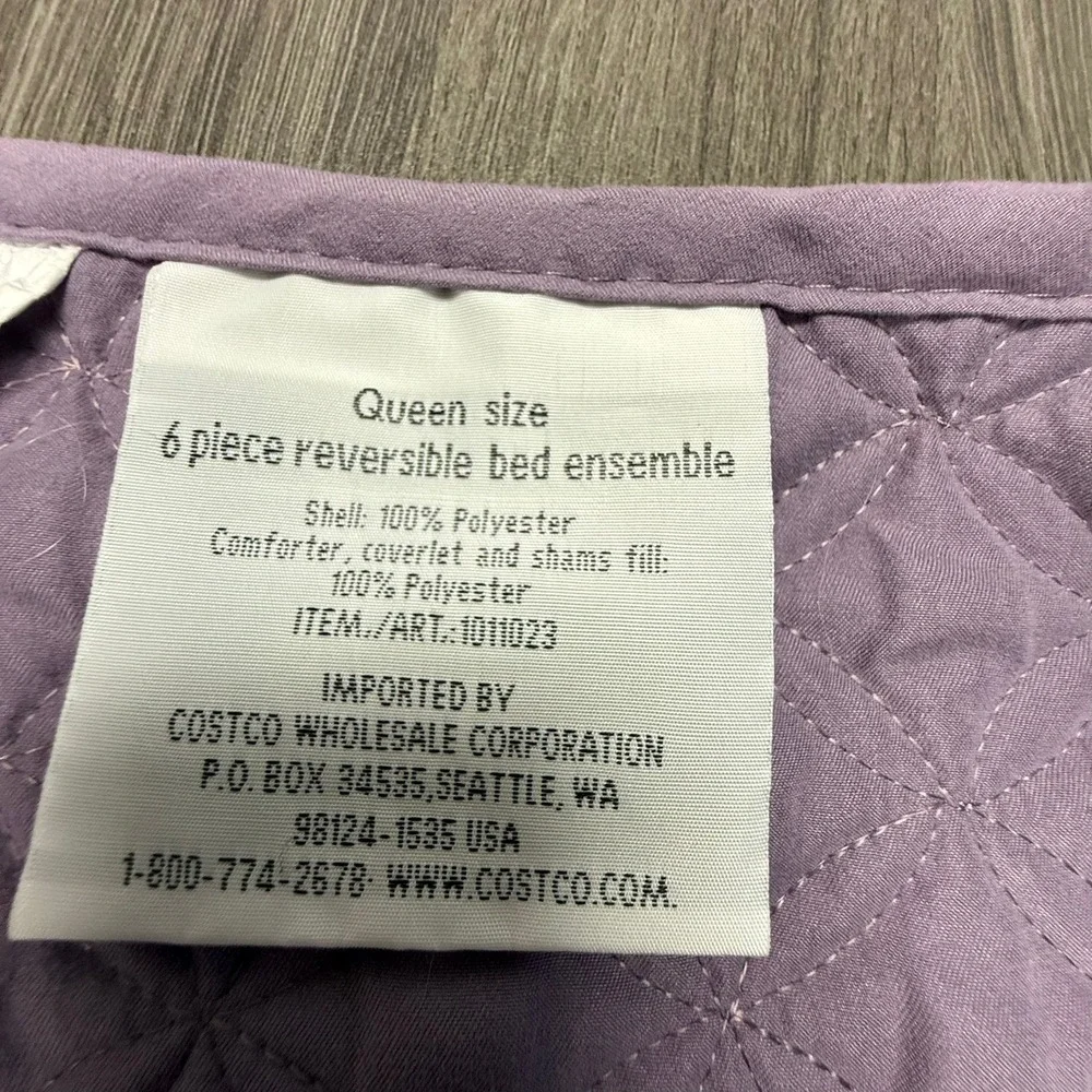 N/A quilted coverlet